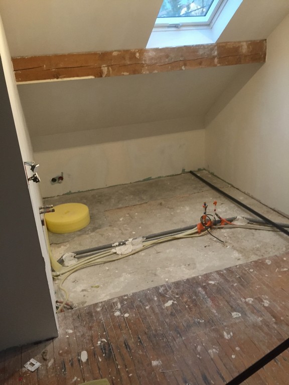 Salle de Bain (Divonne-les-Bains)